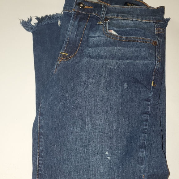 Lucky Jeans - Picture 3 of 4